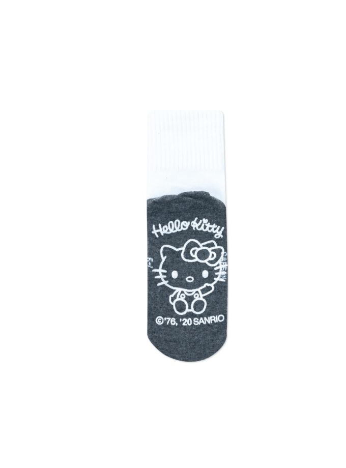 ถุงเท้ากันลื่นลาย Kitty พื้นขาว คละลาย